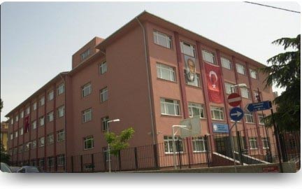 Ahmet Rasim İlkokulu kampüs fotoğrafı