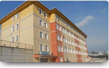 Ahmetli Yahşibey İlkokulu kampüs fotoğrafı