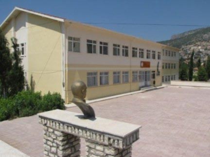 Akseki Anadolu Lisesi kampüs fotoğrafı