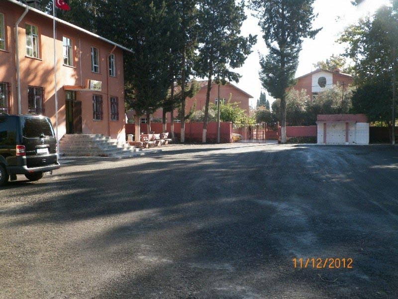 Aksu İmam Hatip Lisesi kampüs fotoğrafı