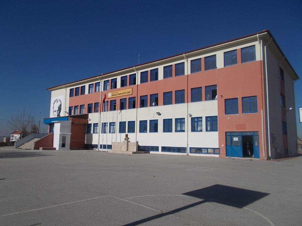 Akyurt Anadolu Lisesi kampüs fotoğrafı