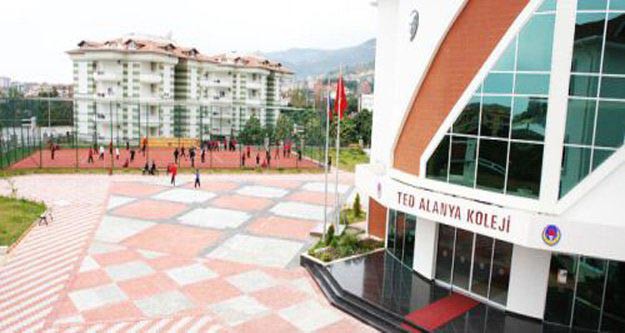Demre Anadolu İmam Hatip Lisesi kampüs fotoğrafı