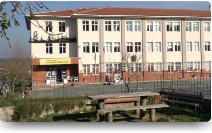 Ali Akkanat Anadolu Lisesi kampüs fotoğrafı