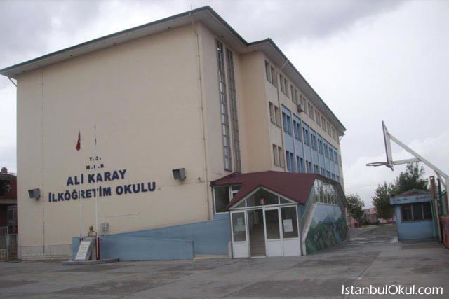 Ali Karay Ortaokulu kampüs fotoğrafı