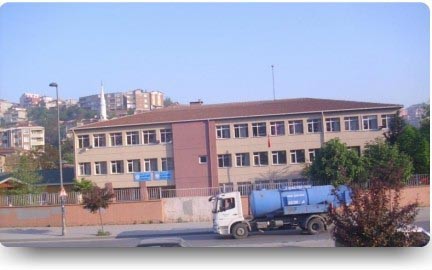 Alibeyköy İlkokulu kampüs fotoğrafı