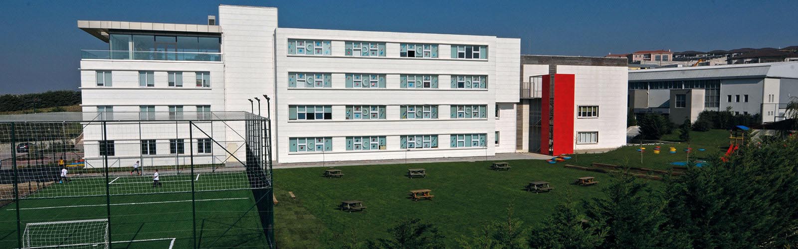 Alman Liseliler Kültür ve Eğitim Vakfı İlkokulu kampüs fotoğrafı