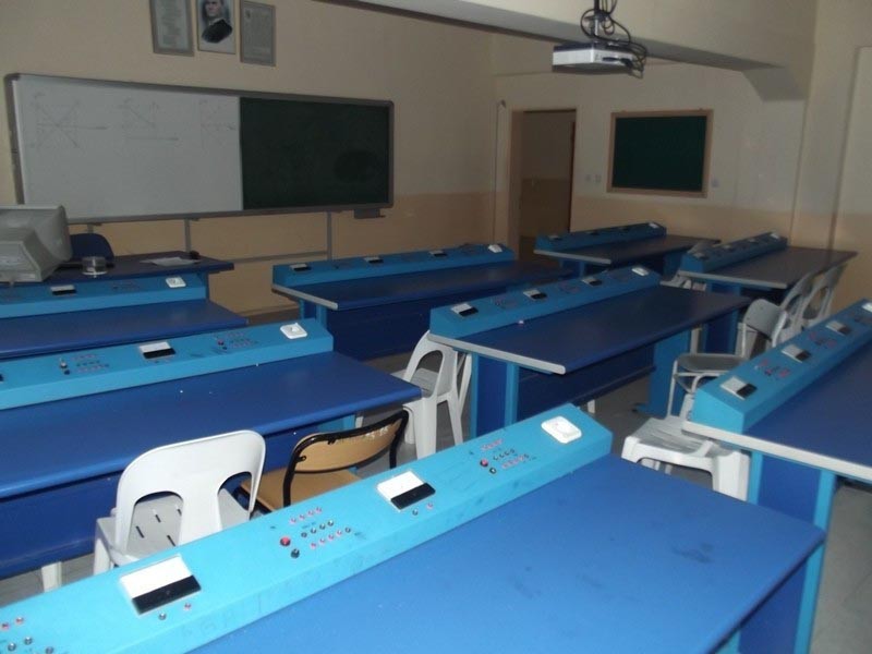 Alp Oğuz Anadolu Lisesi kampüs fotoğrafı