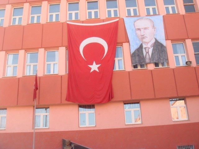 Altındağ Gazi Anadolu Lisesi kampüs fotoğrafı