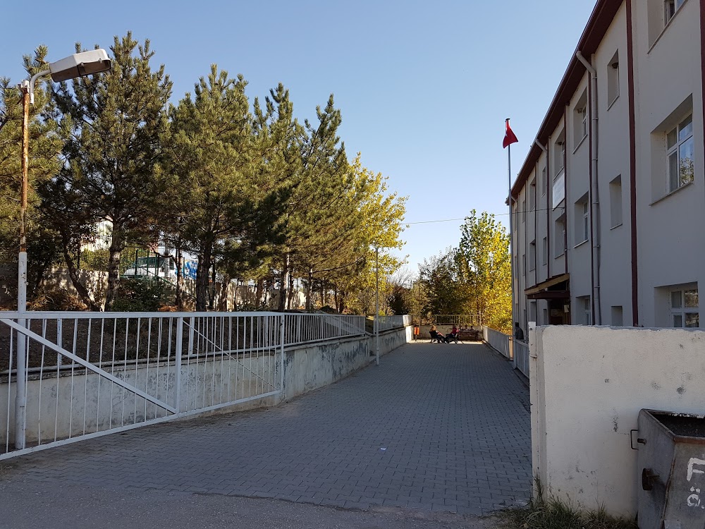 Göynücek 70. Yıl Mesleki Ve Teknik Anadolu Lisesi Fotoğrafları 4