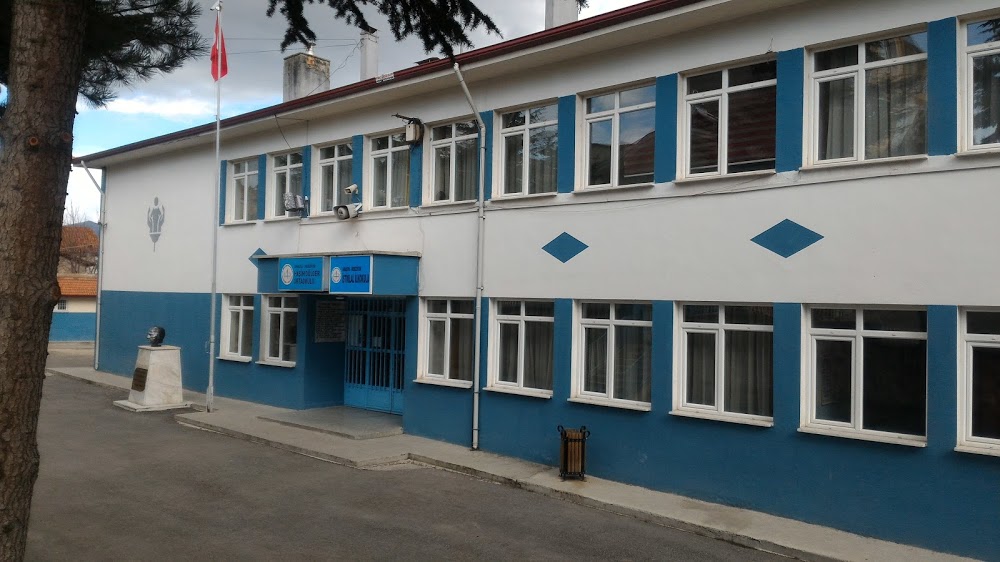 Mehmet Çelebi İlkokulu Fotoğrafları 3