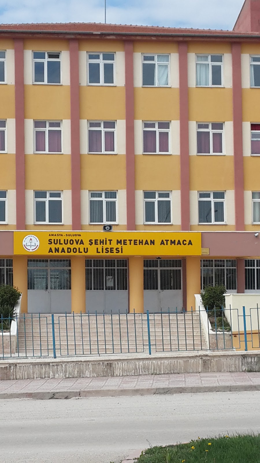 Suluova Şehit Metehan Atmaca Anadolu Lisesi Fotoğrafları 1