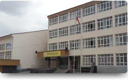 Anıttepe Anadolu Lisesi kampüs fotoğrafı