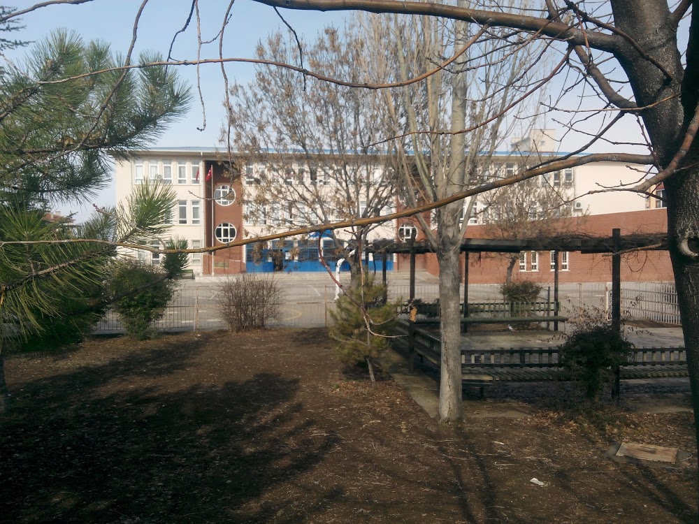 Akyurt İlkokulu Fotoğrafları 1