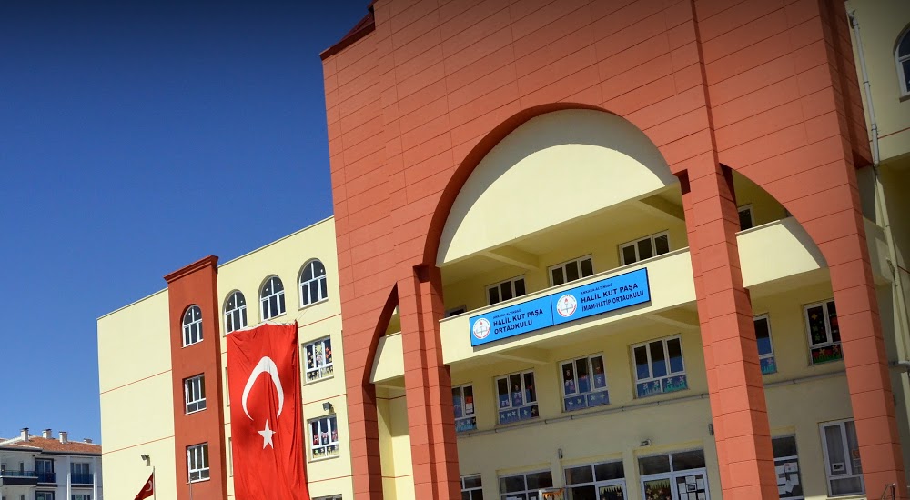 Halil Kut Paşa Ortaokulu Fotoğrafları 1