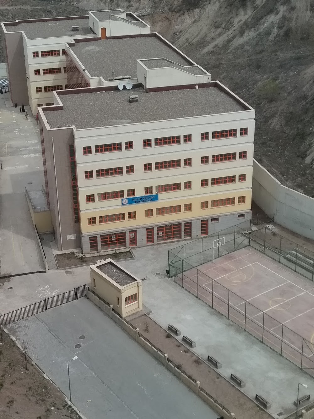 Altındağ Katip Çelebi İlkokulu Fotoğrafları 2