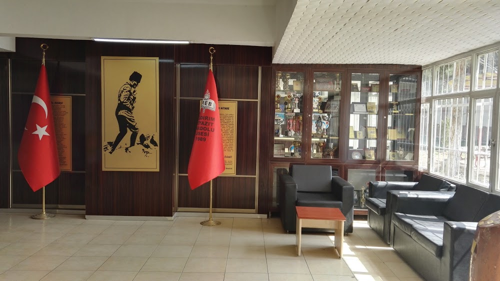 Çubuk Yıldırım Beyazıt Anadolu Lisesi Fotoğrafları 3