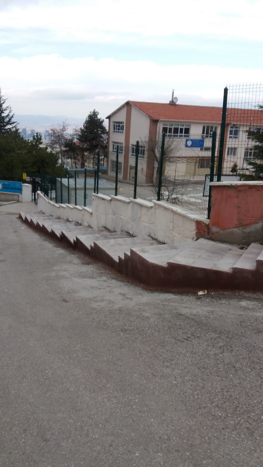 27 Aralık Lions Ortaokulu Fotoğrafları 2