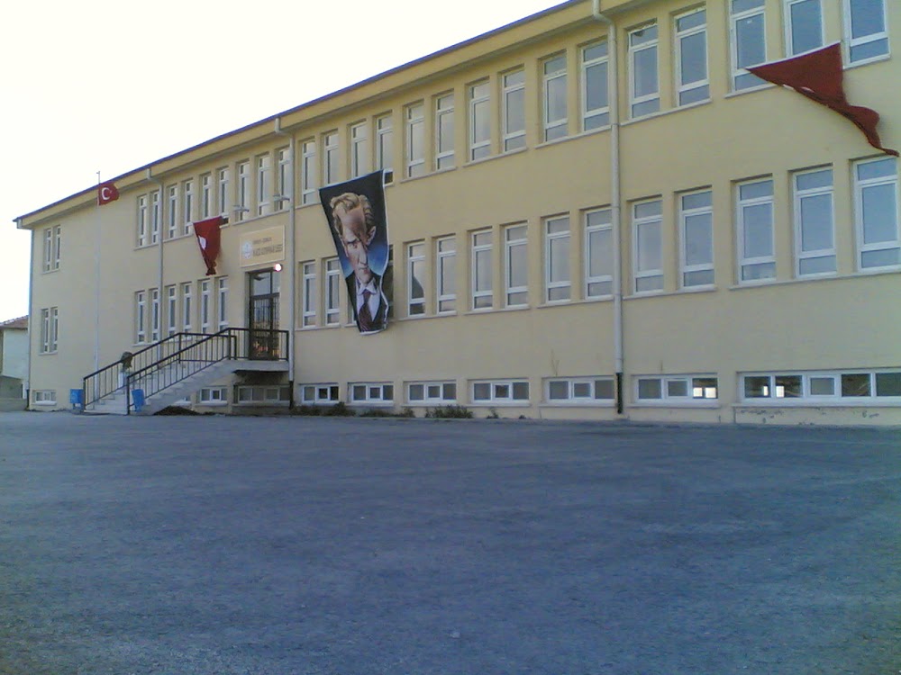 Aziz Altıpınar Ortaokulu Fotoğrafları 3