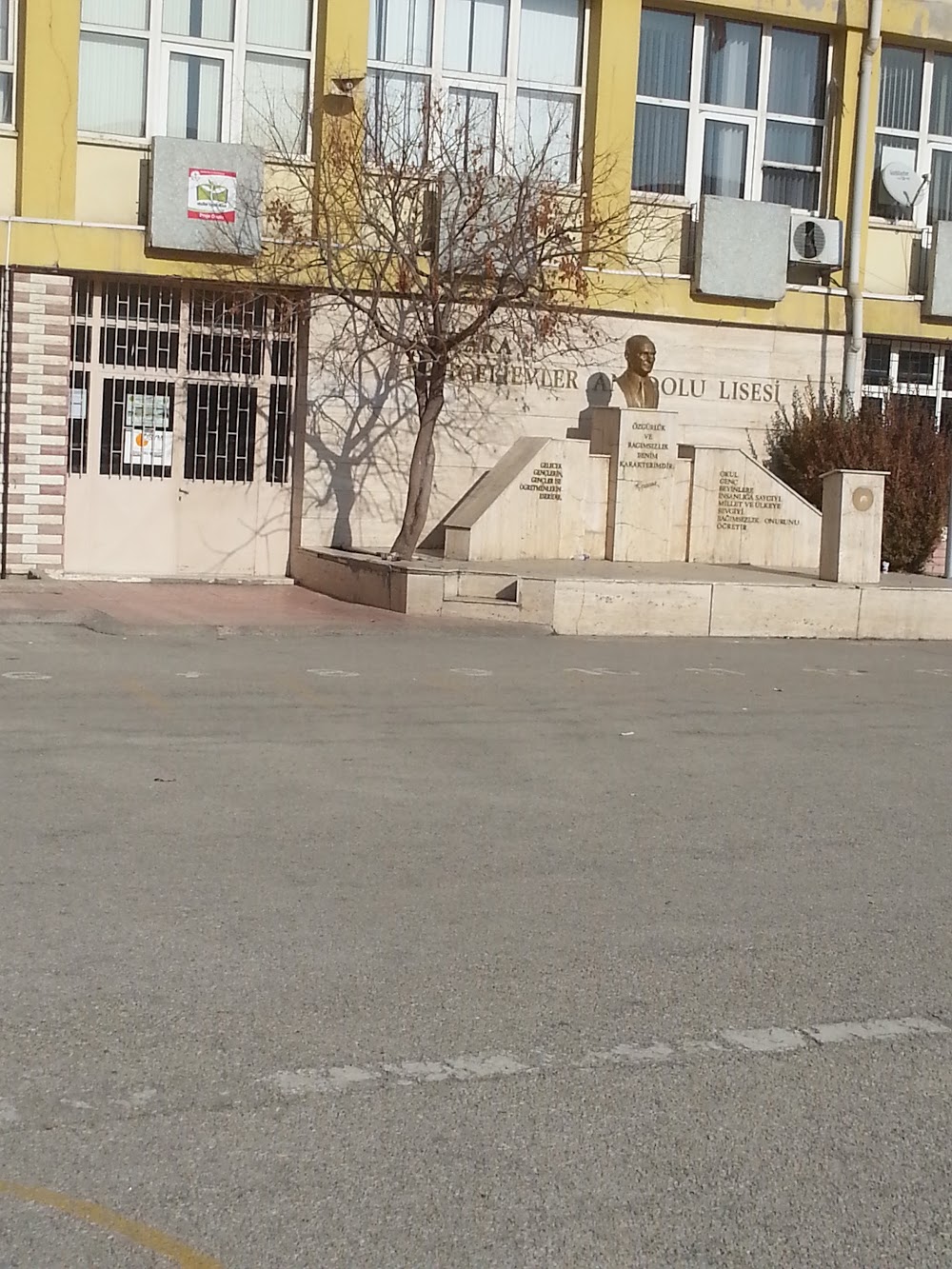 Çankaya Bahçelievler Anadolu Lisesi Fotoğrafları 3