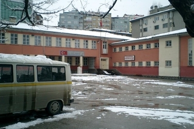 Bahçelievler Nebahat Keskin İlkokulu fotoğraf 1