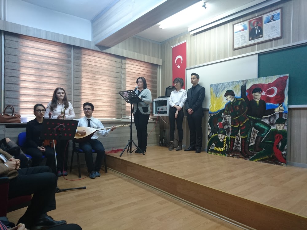 Dr.Binnaz Ege-Dr.Rıdvan Ege Anadolu Lisesi Fotoğrafları 2