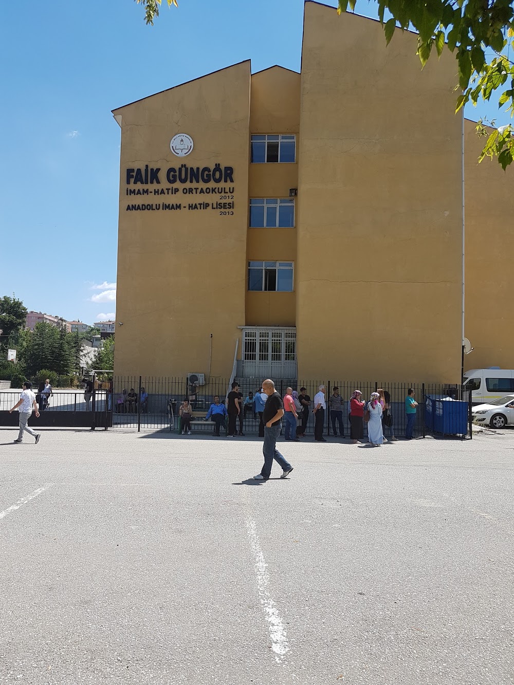 Çankaya Faik Güngör Anadolu İmam Hatip Lisesi Fotoğrafları 1