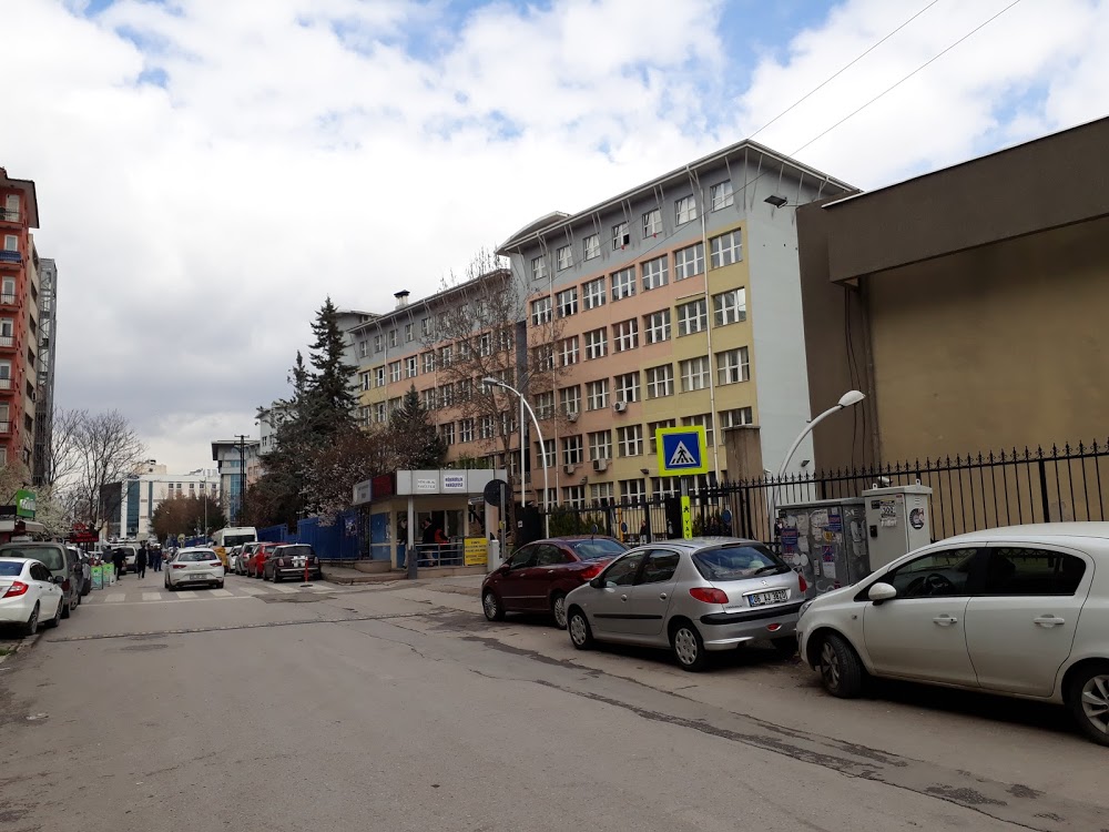 Gazi Üniversitesi Vakfı Özel Ortaokulu Fotoğrafları 5