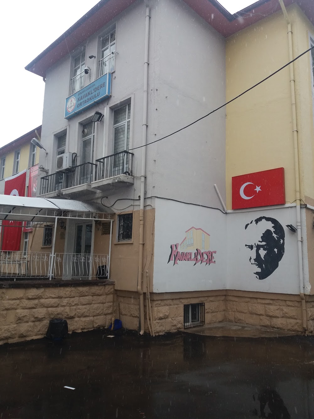 Altındağ Kavaklı Ortaokulu Fotoğrafları 1