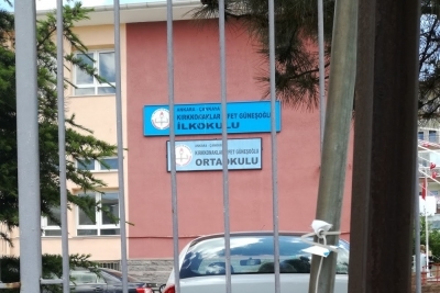 Kırkkonaklar İffet Güneşoğlu İlkokulu fotoğraf 1