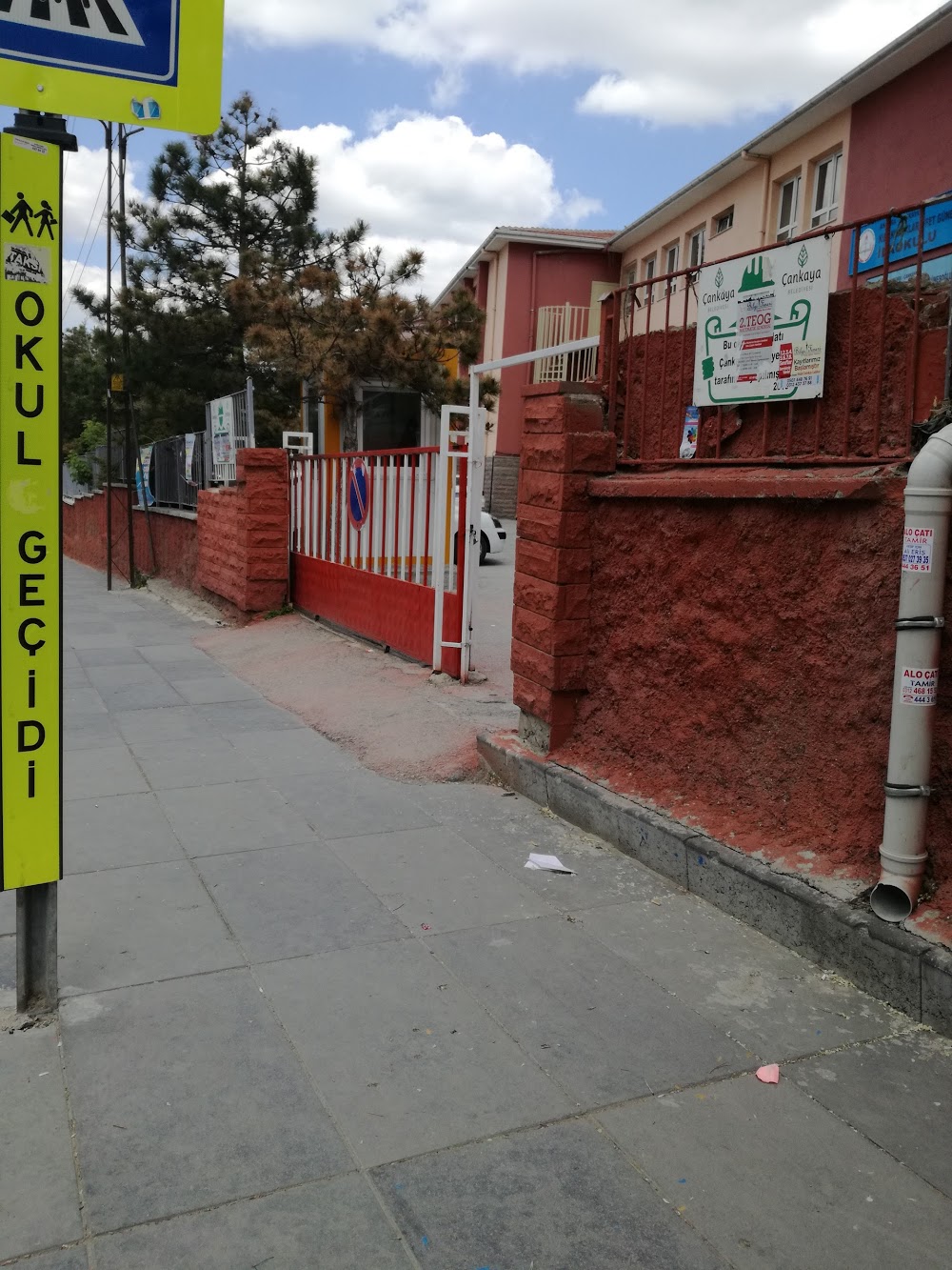 Kırkkonaklar İffet Güneşoğlu Ortaokulu Fotoğrafları 2