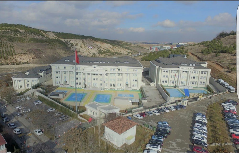 Özel Bilfen Koleji Çayyolu Ortaokulu Fotoğrafları 1