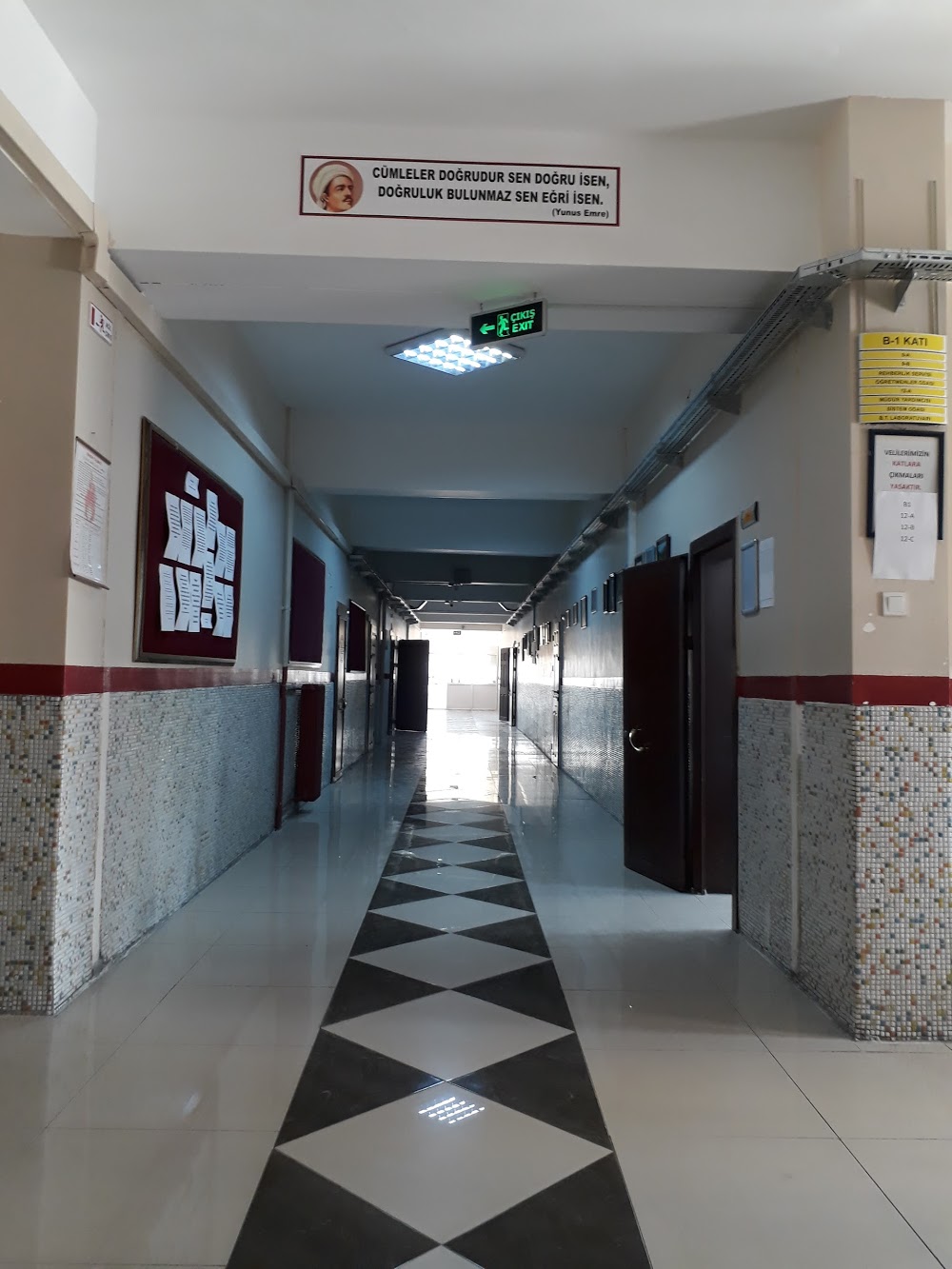 Tınaztepe Anadolu Lisesi Fotoğrafları 1