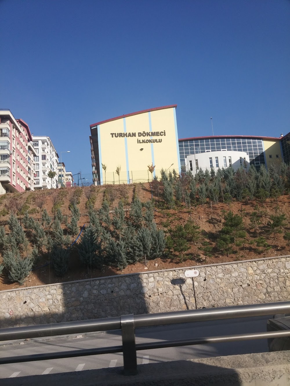 Turhan Dökmeci İlkokulu Fotoğrafları 1