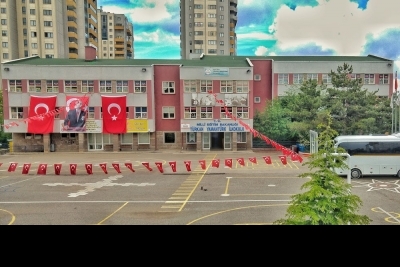 Türkan Yamantürk İlkokulu Fotoğrafları 1