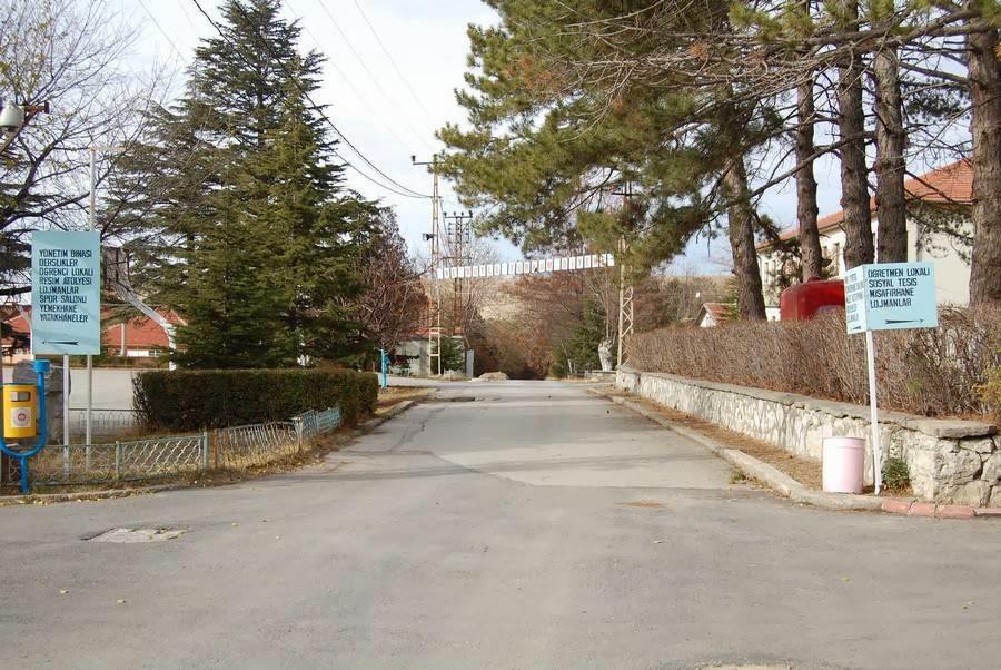 Elmadağ Anadolu Lisesi Fotoğrafları 3