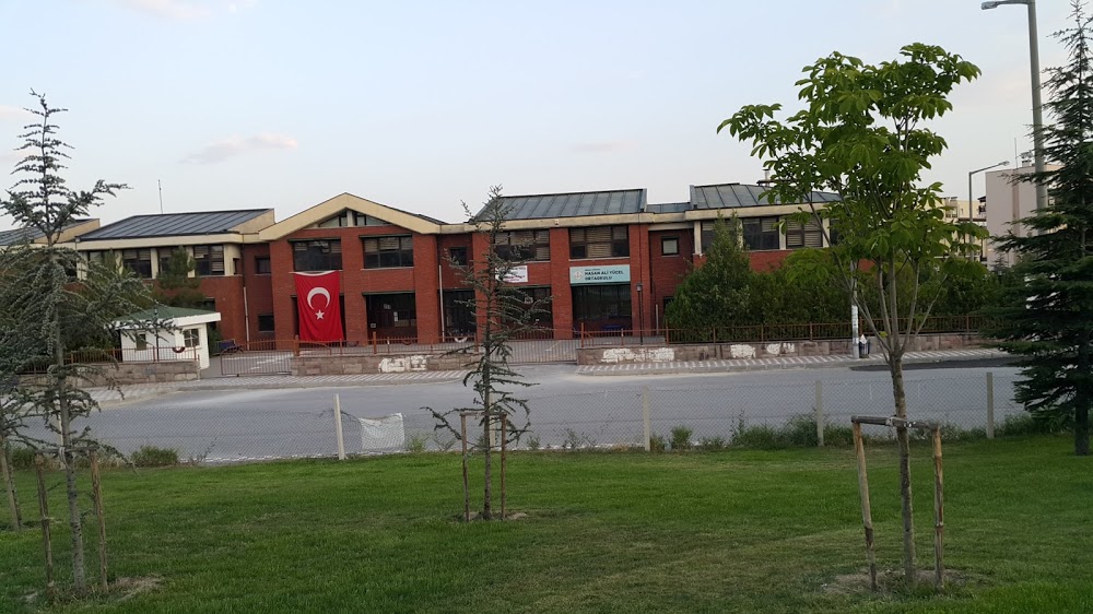 Etimesgut Hasan Ali Yücel Ortaokulu Fotoğrafları 1