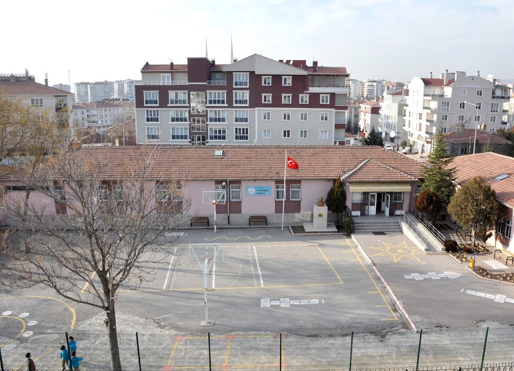 İlhan Gerim İlkokulu Fotoğrafları 1