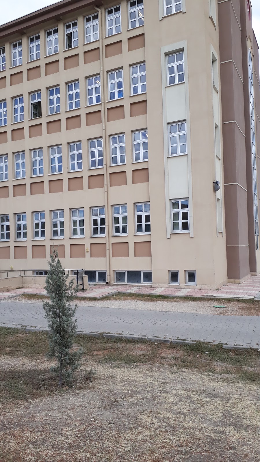 Etimesgut Şair Zihni Ortaokulu Fotoğrafları 1