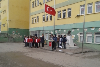 Etimesgut Sakarya Ortaokulu fotoğraf 1