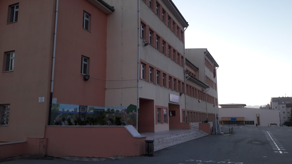 Şehit Erkan Tümer İlkokulu Fotoğrafları 3