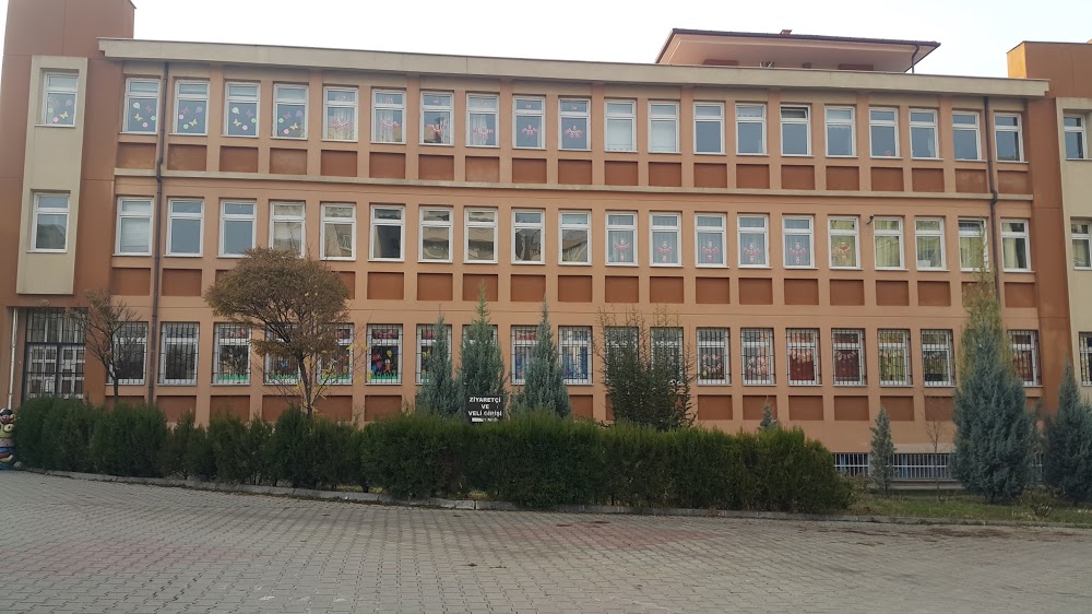 Türkkonut Emel Önal İlkokulu Fotoğrafları 1