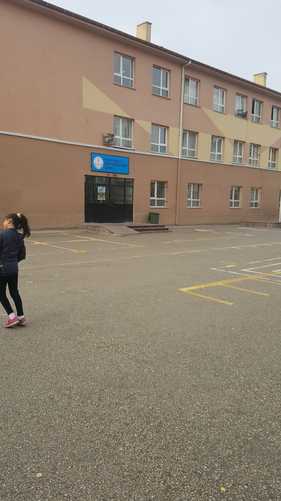Zekiye Güdüllüoğlu İlkokulu Fotoğrafları 1