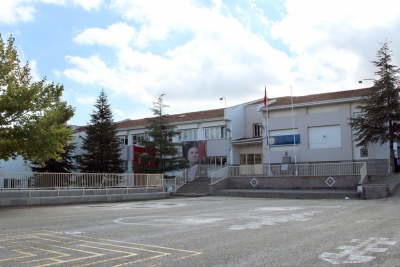 Gölbaşı Dikilitaş İlkokulu fotoğraf 3