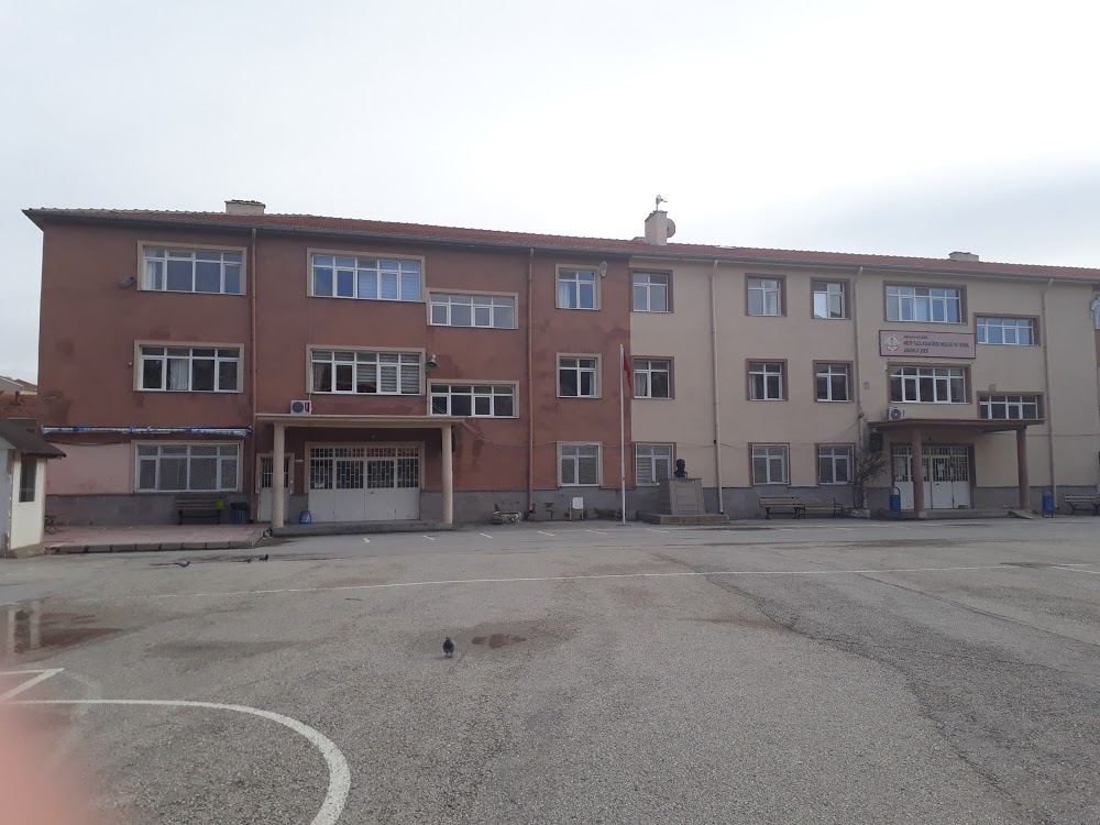Gölbaşı Necip Fazıl Kısakürek Mesleki Ve Teknik Anadolu Lisesi Fotoğrafları 4