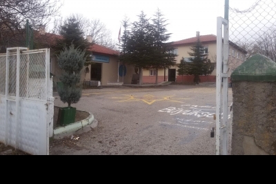 Gölbaşı Taşpınar Ortaokulu fotoğraf 1