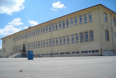 Alahacılı Ortaokulu fotoğraf 4