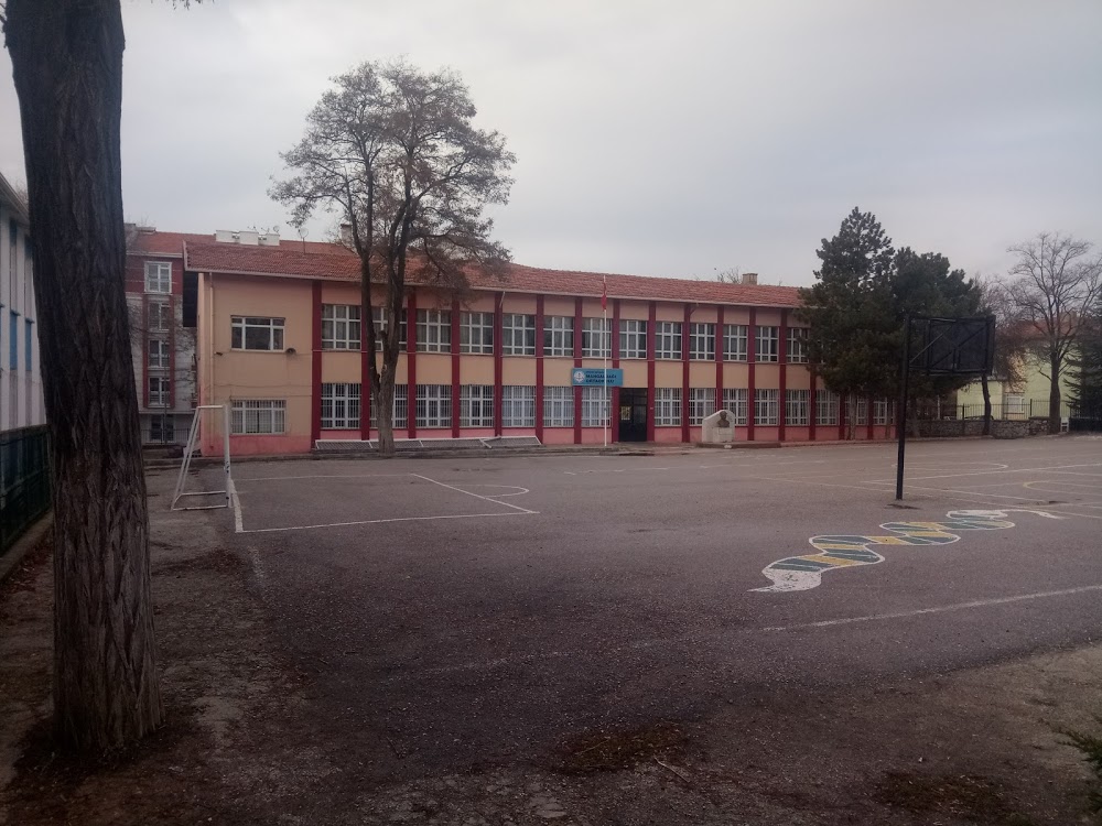 Mangaldağı Ortaokulu Fotoğrafları 3