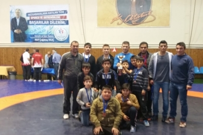 Kazan Yıldırım Beyazıt Ortaokulu fotoğraf 1
