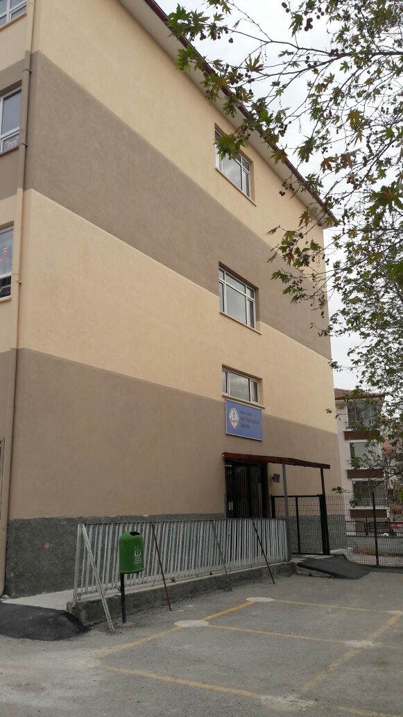 Halit Fahri Ozansoy Ortaokulu Fotoğrafları 3