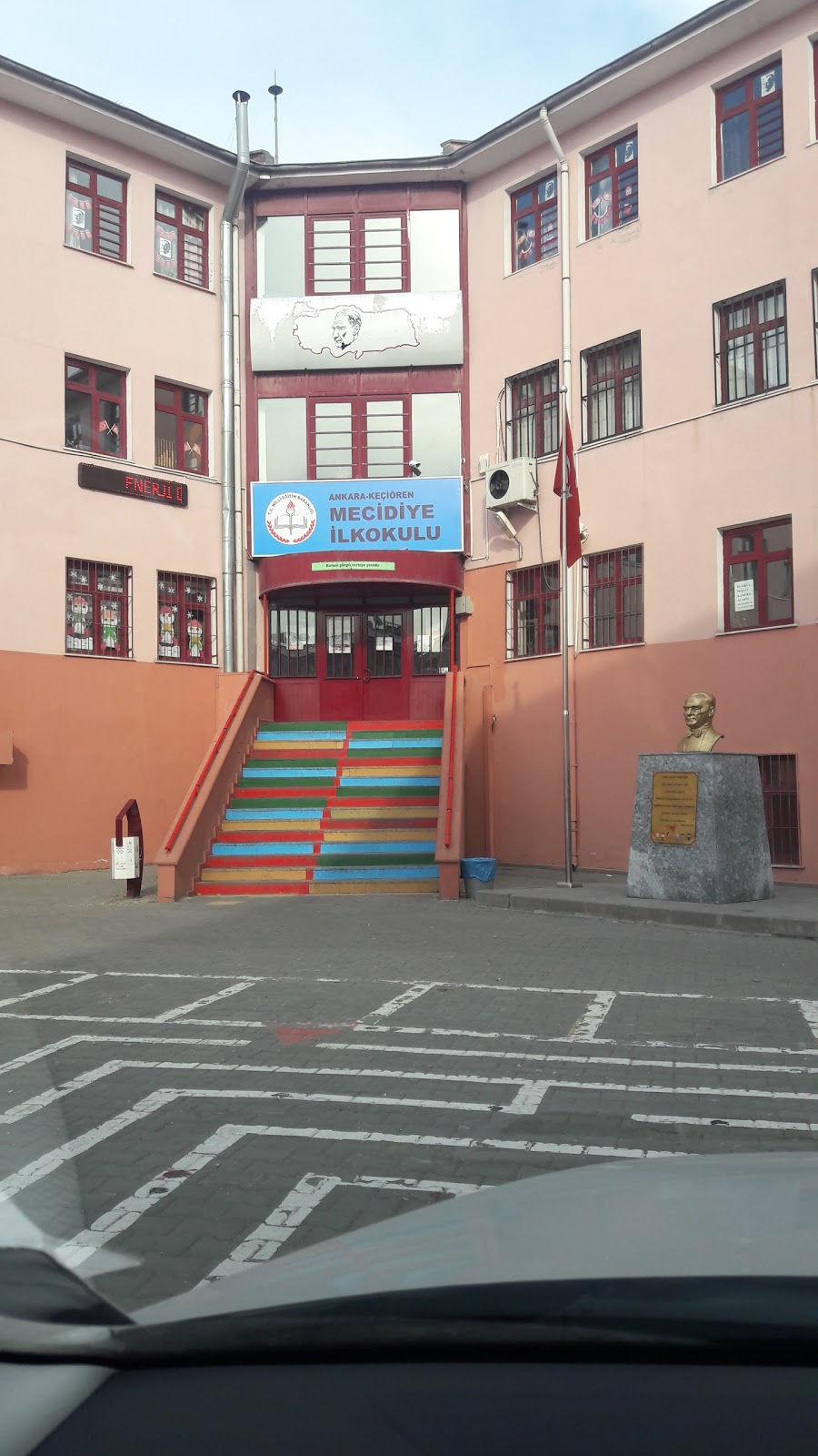 Keçiören Mecidiye İlkokulu Fotoğrafları 3
